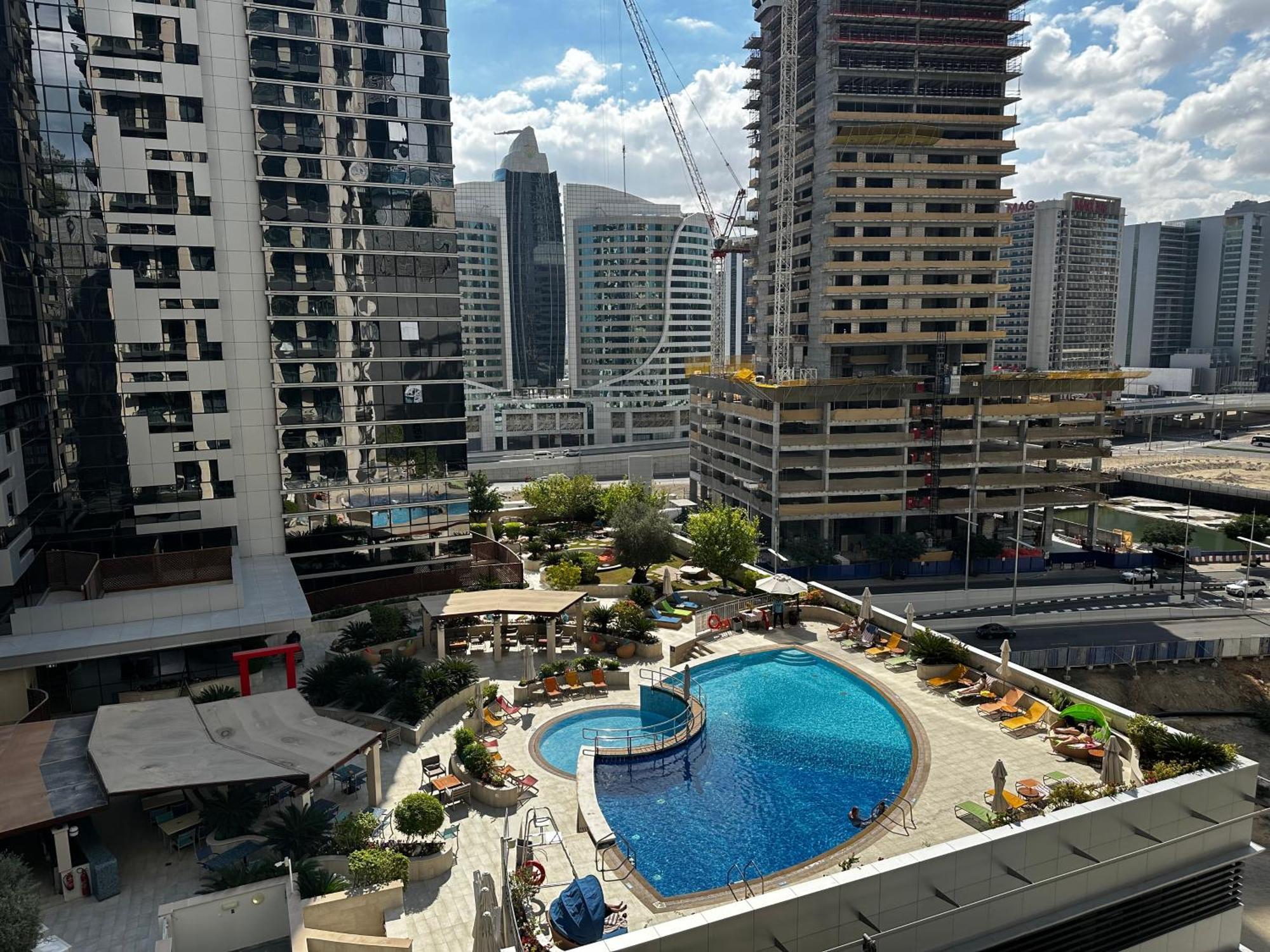 Dunya Tower Luxury And 2 Min Walk To Dubai Mall And Burj Khalifa In Heart Of Downtown Екстер'єр фото