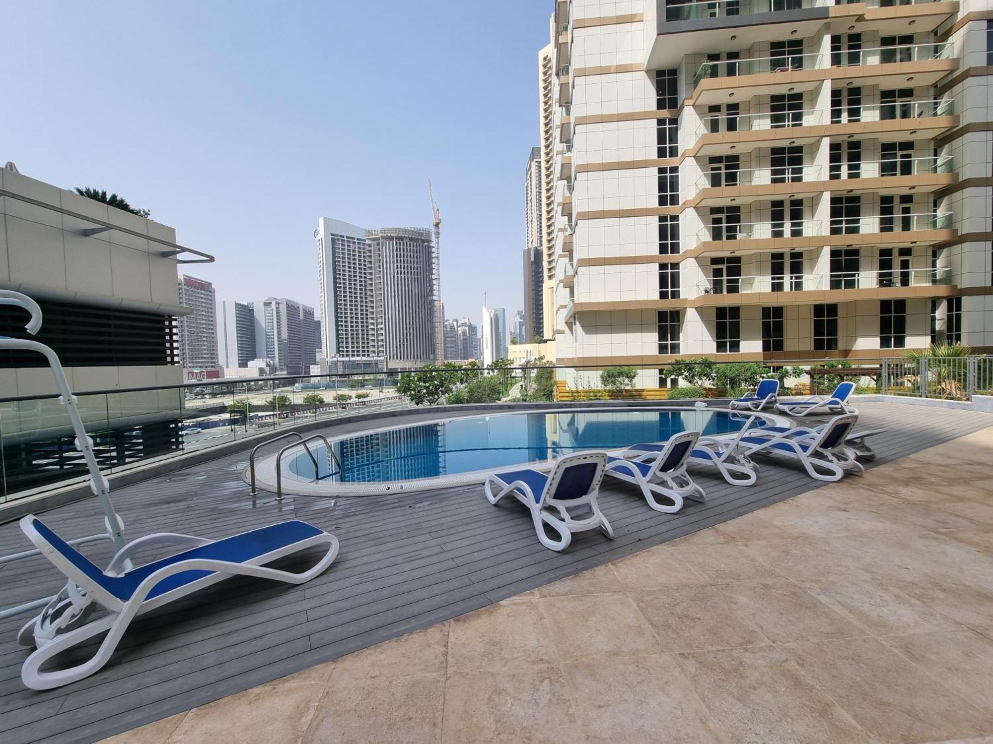 Dunya Tower Luxury And 2 Min Walk To Dubai Mall And Burj Khalifa In Heart Of Downtown Екстер'єр фото