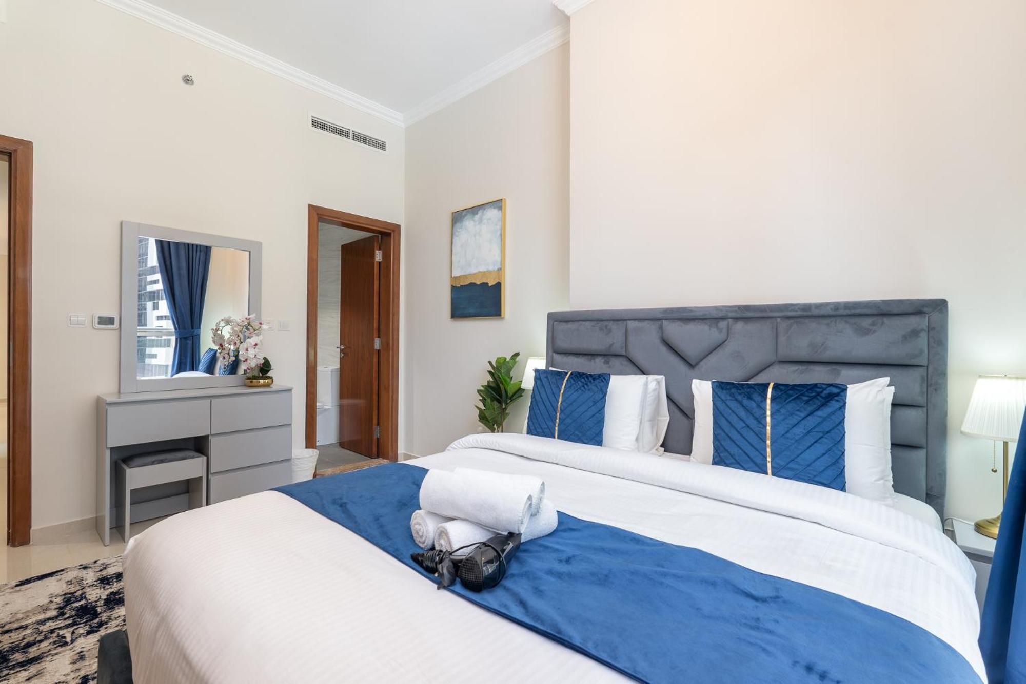 Dunya Tower Luxury And 2 Min Walk To Dubai Mall And Burj Khalifa In Heart Of Downtown Екстер'єр фото