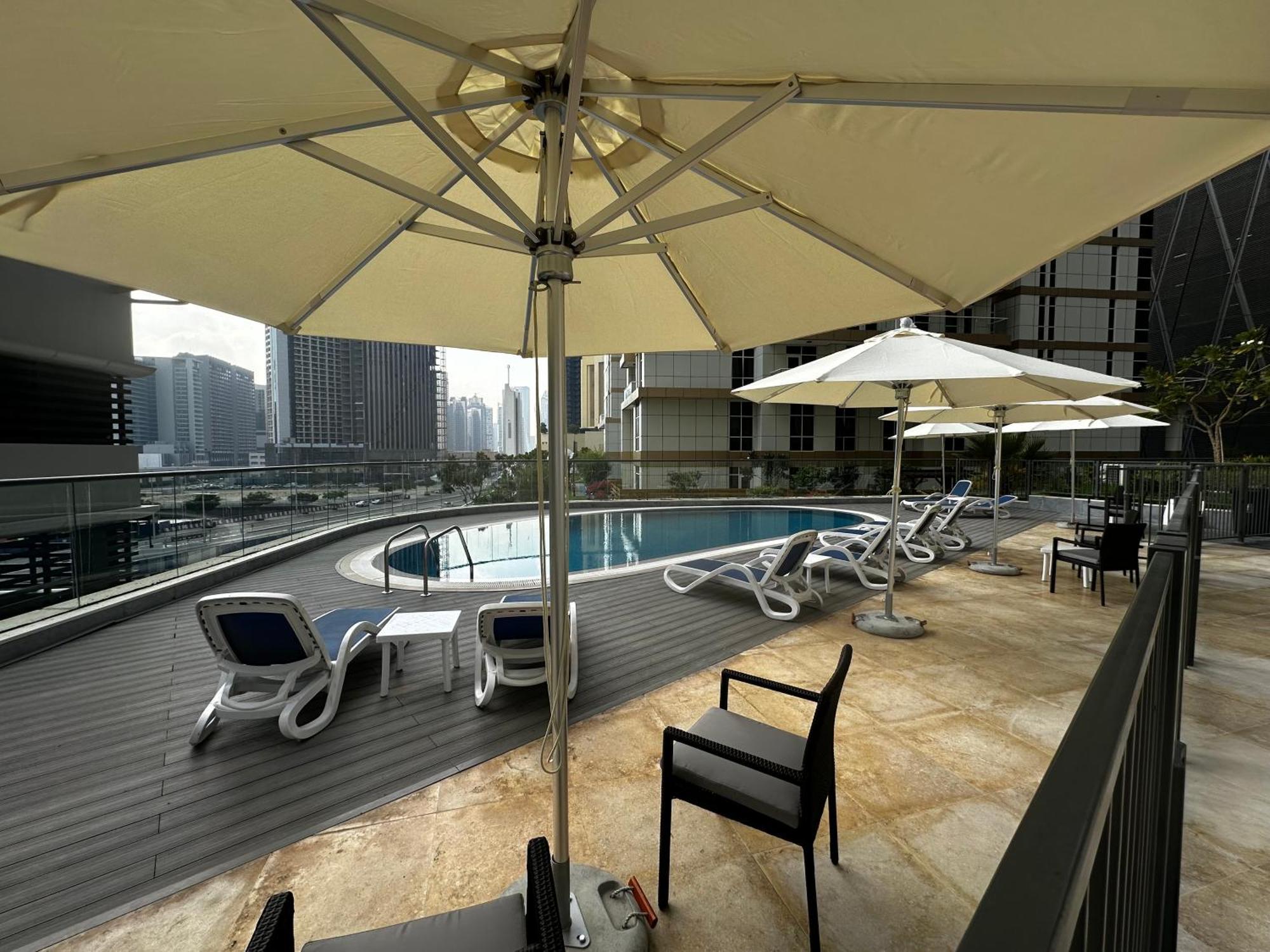 Dunya Tower Luxury And 2 Min Walk To Dubai Mall And Burj Khalifa In Heart Of Downtown Екстер'єр фото